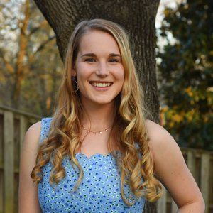 Meet your Posher, Dana